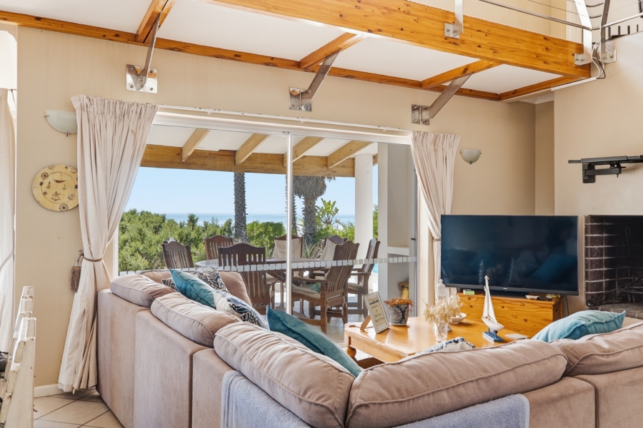 4 Bedroom Property for Sale in Shelley Point Western Cape